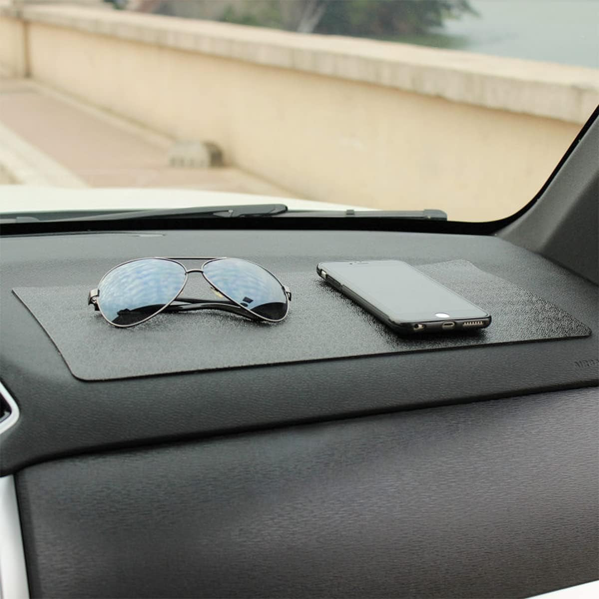 Car Dashboard Anti-Slip Sticky Pad, 15.7"X 7.8" Non-Slip Heat Resistant Rubber Mat, Auto Accessories for Home Office, Strong Adhesive anti Slide Pad for Phones, Sunglasses, Keys (Black/Car)